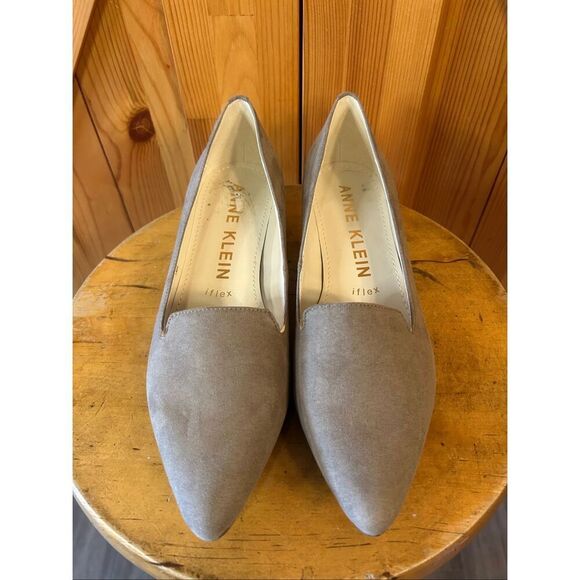 Anne Klein AK IFlex Size 8M Heels Slip-On Shoes Beige/Gray - Picture 2 of 8